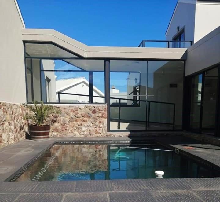 Elizabeth House Hotel Hermanus Ngoại thất bức ảnh